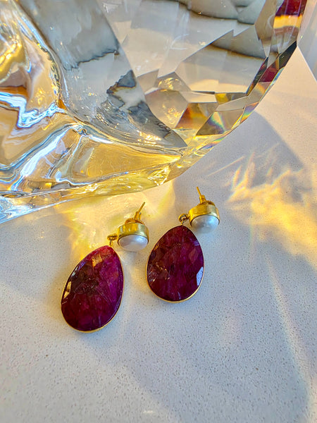 Gemajesty Fresh Water Pearl and Red Corundum Stone Drop Gold Earring