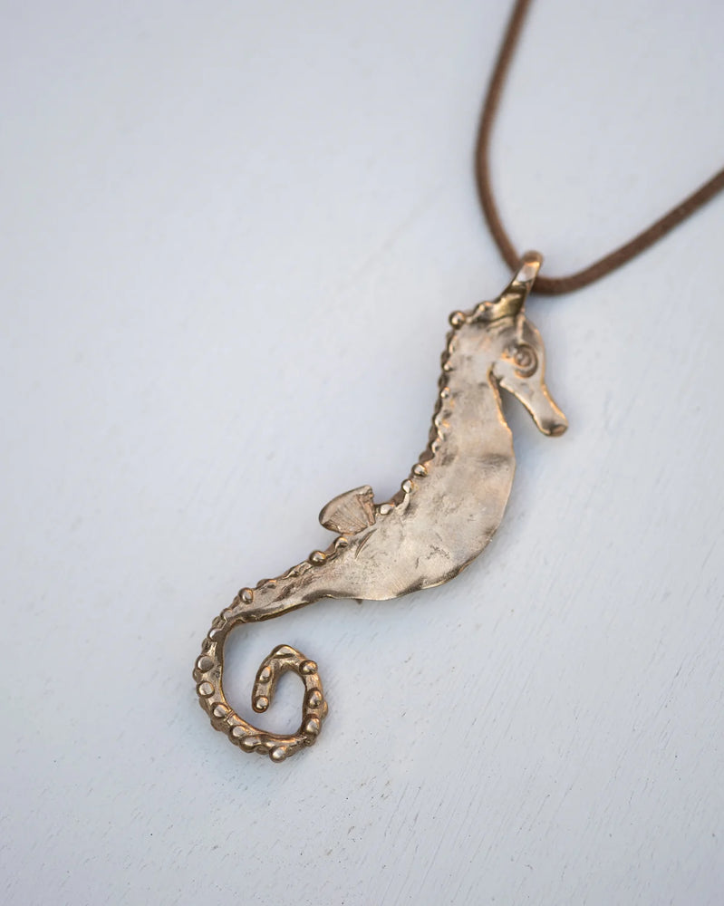 Pesci Che Volano Large Cavalluccio Marino Seahorse Bronze Necklace