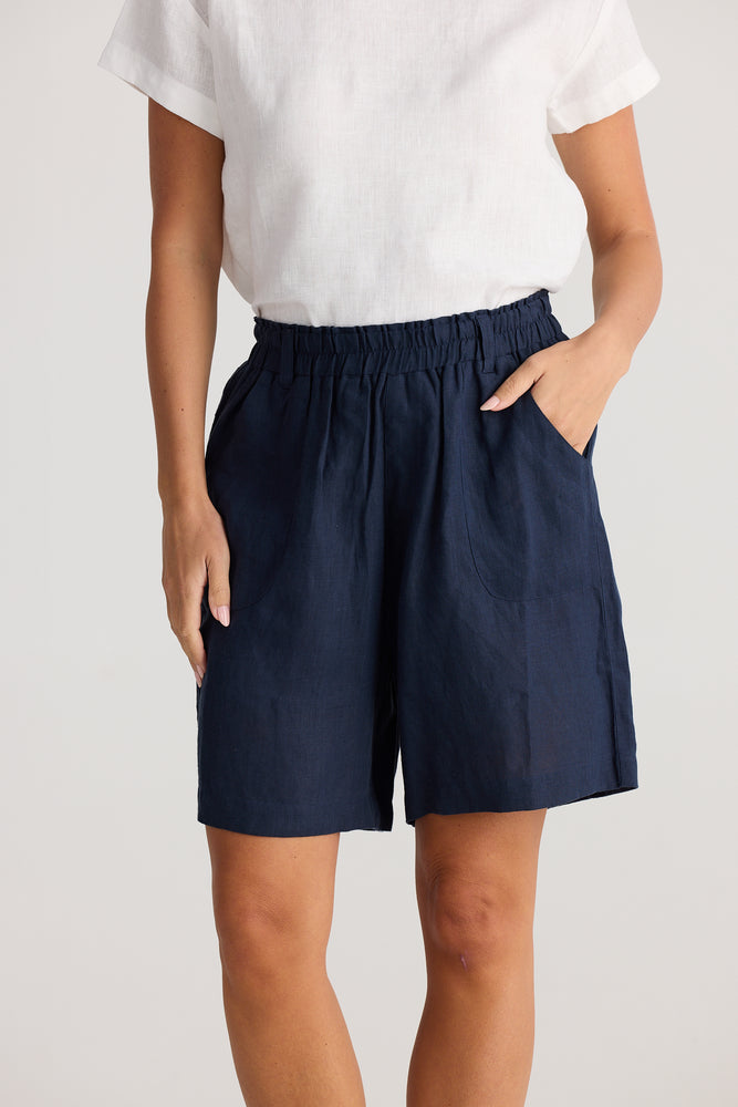 Holiday Captain Navy Linen Short