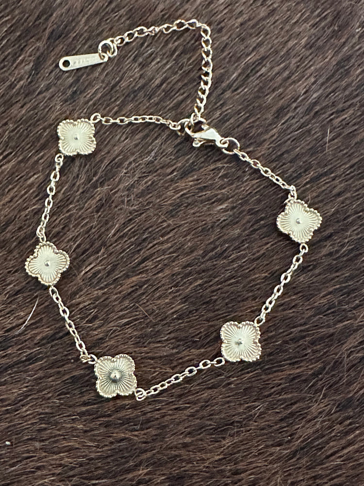 Gammie Italian Clover Gold Bracelet