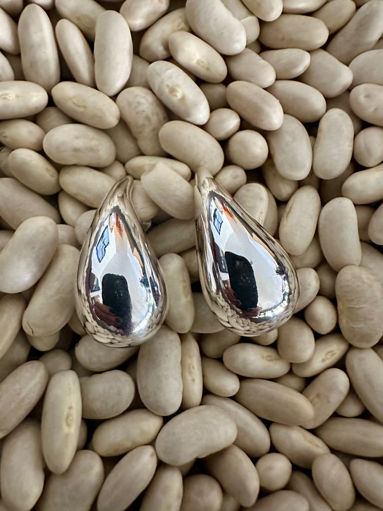 Gammie Silver Thick Teardrop Stud Earring