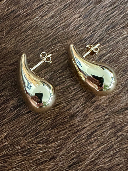 Gammie Gold Thick Teardrop Stud Earring