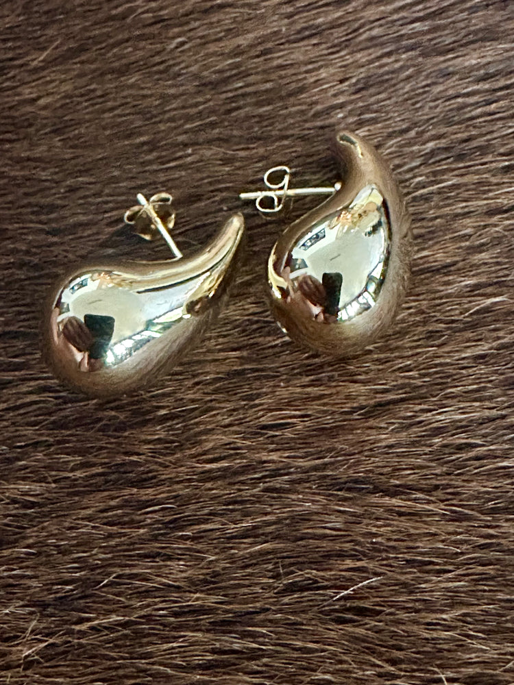 Gammie Gold Thick Teardrop Stud Earring