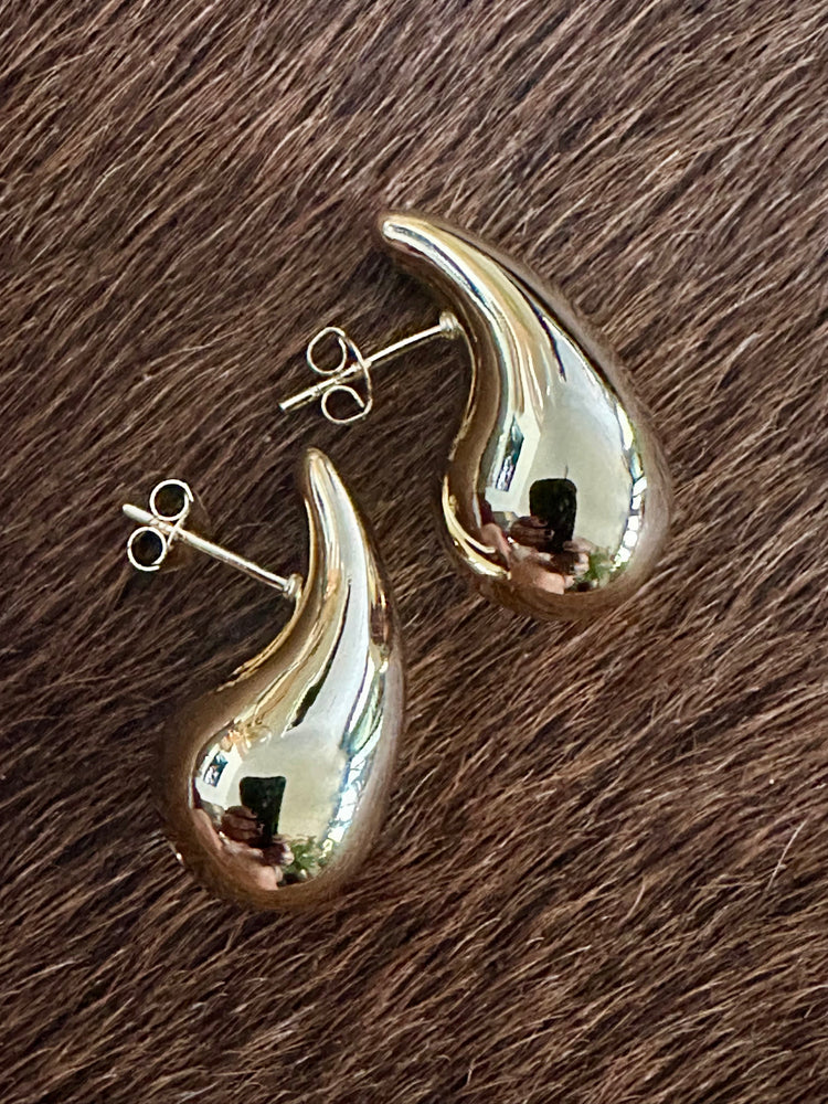 Gammie Gold Thick Teardrop Stud Earring