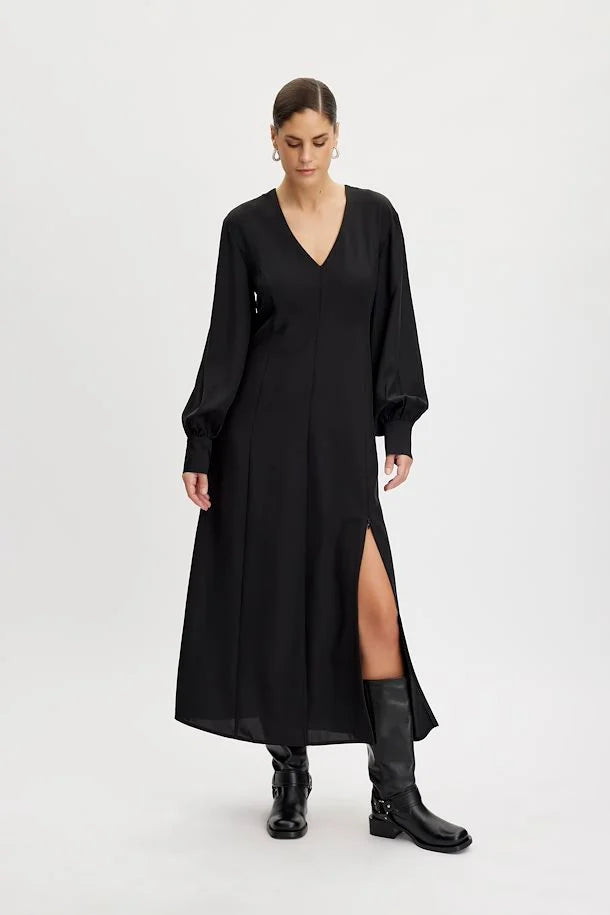 GESTUZ Frylagz Midi V Neck Black Dress