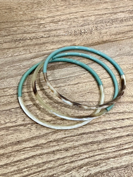 Soyang Paris Two Tone Thin Horn Bangles in Mint Green