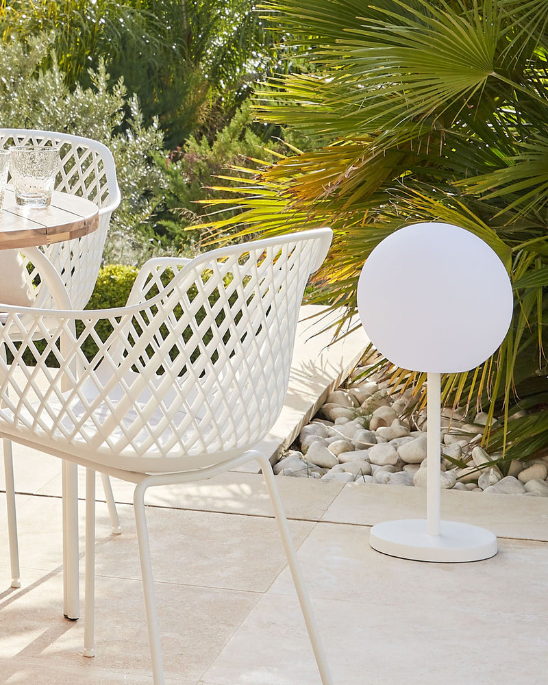 La Forma Alfresco Dinesh White Outdoor Lamp