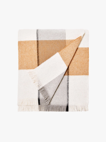 L&M Home Alby Toffee Blanket