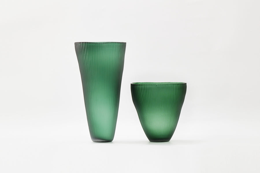 The Foundry House Palma Vase Emerald